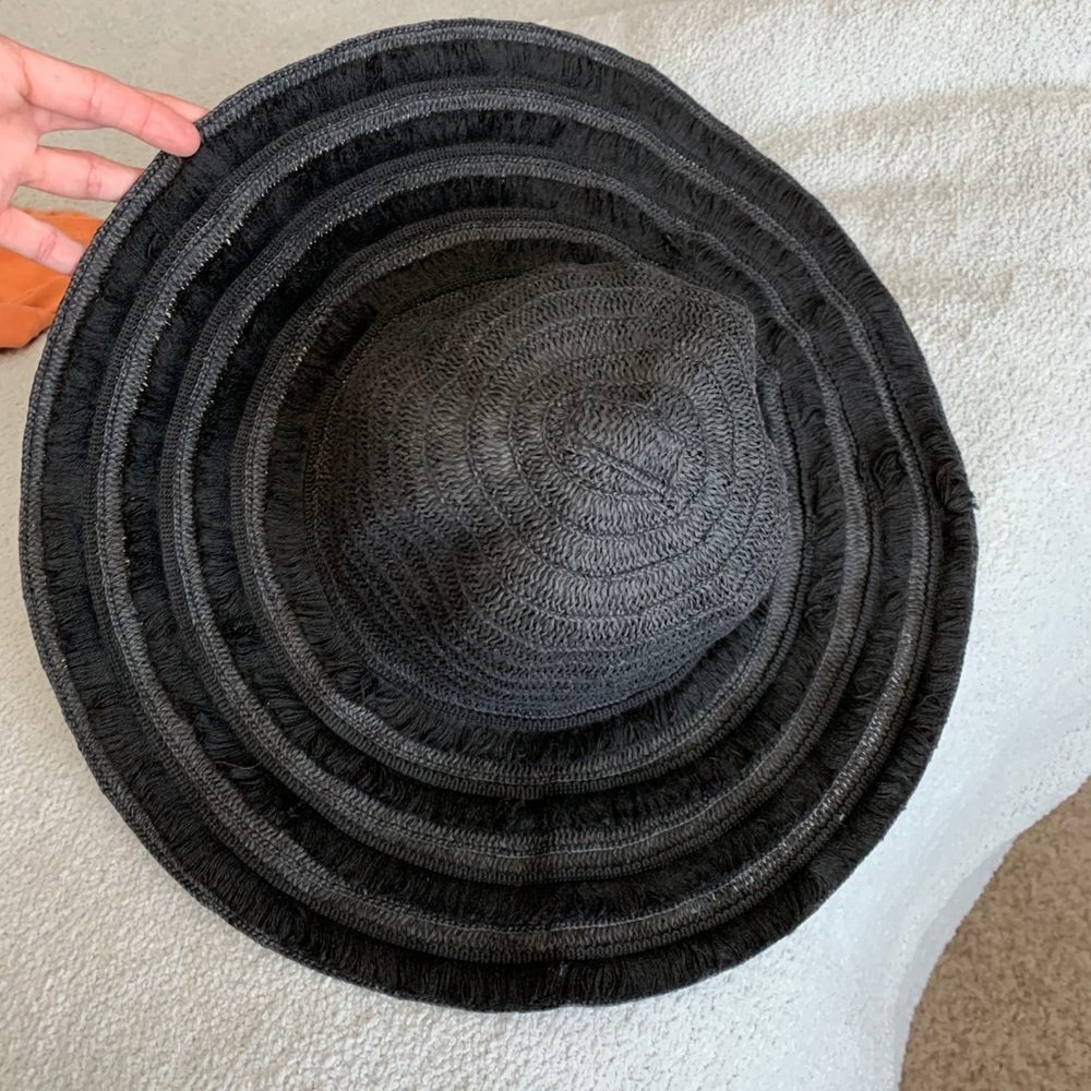 Stella & Dot Marina Floppy Hat